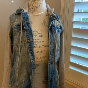 Jean jacket with sweatshirt detail
